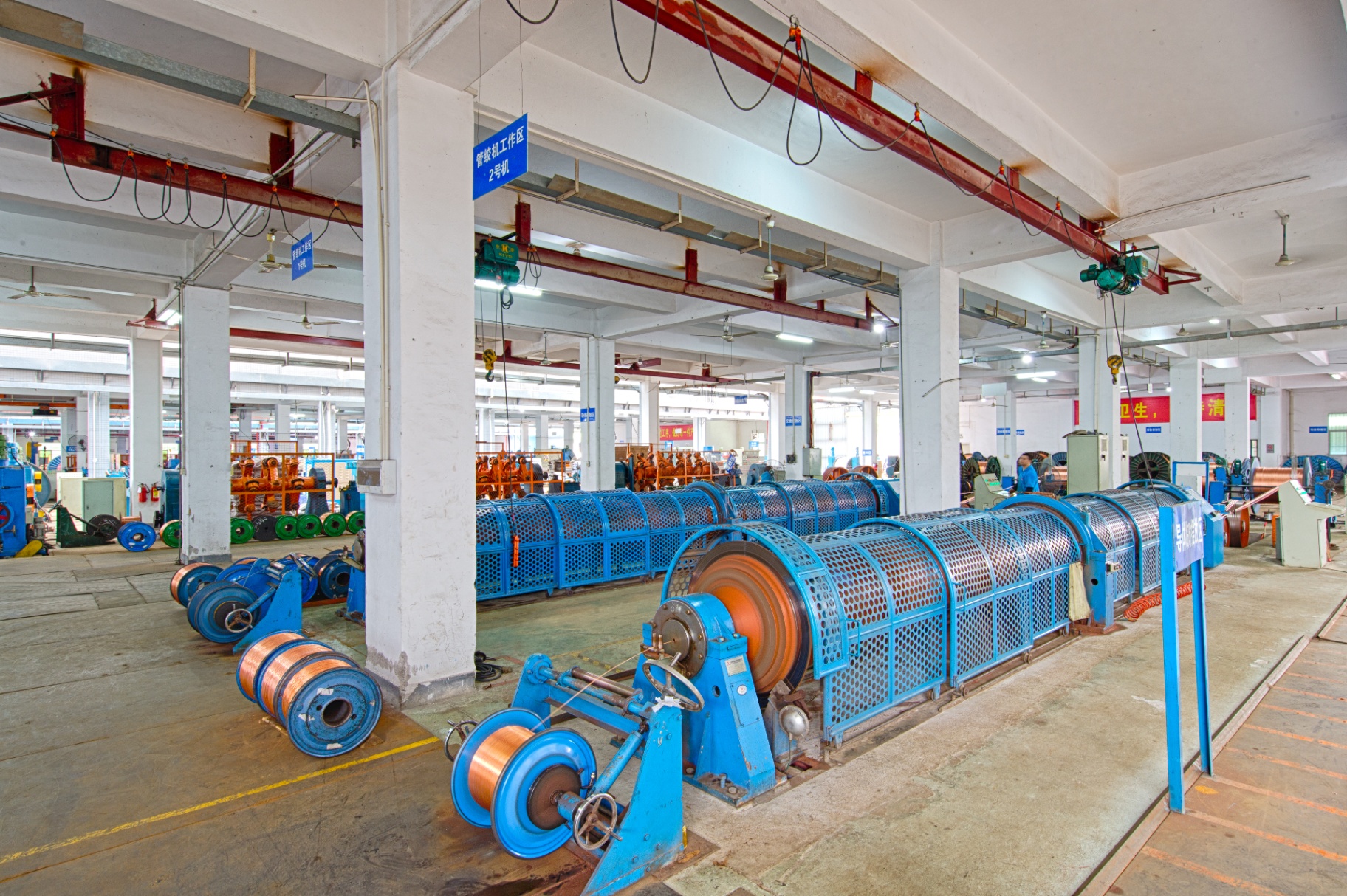 500-type tubular stranding workshop